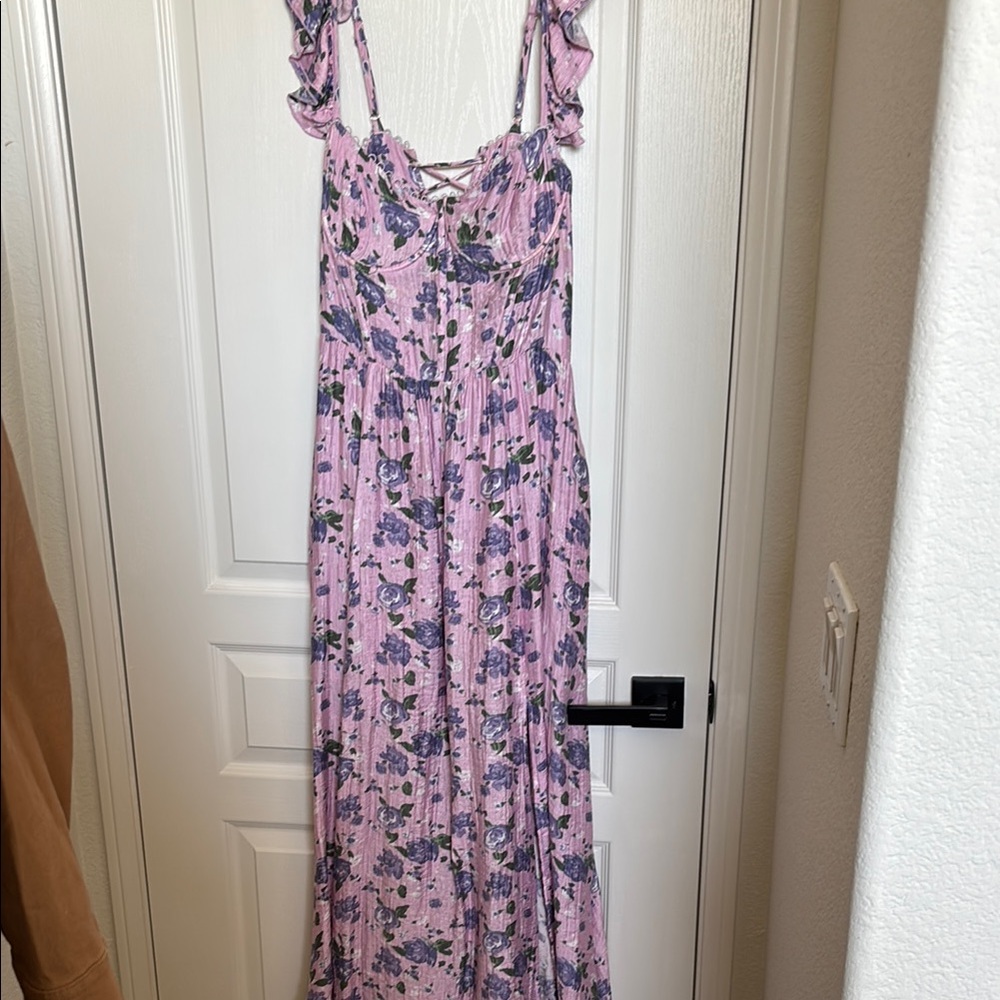 Astr The Label Pink Floral Maxi Dress